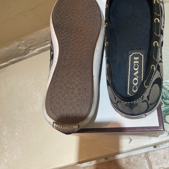 Coach ballet flats with black and white C’s 🥿 - Picture 11 of 11